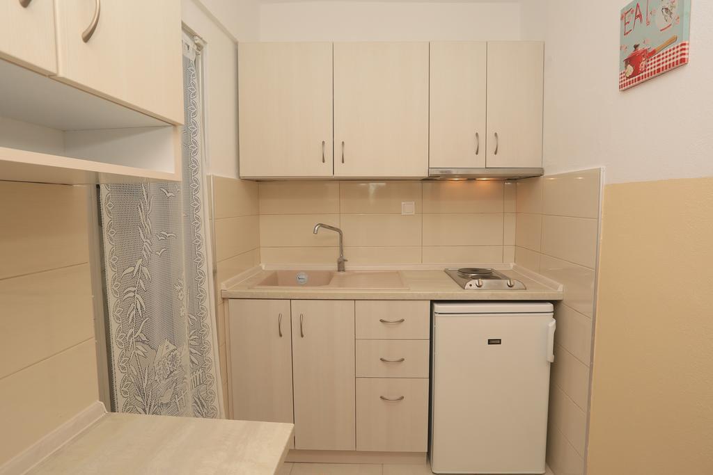 Kastoria Hotel Apartments Chaniotis Dış mekan fotoğraf