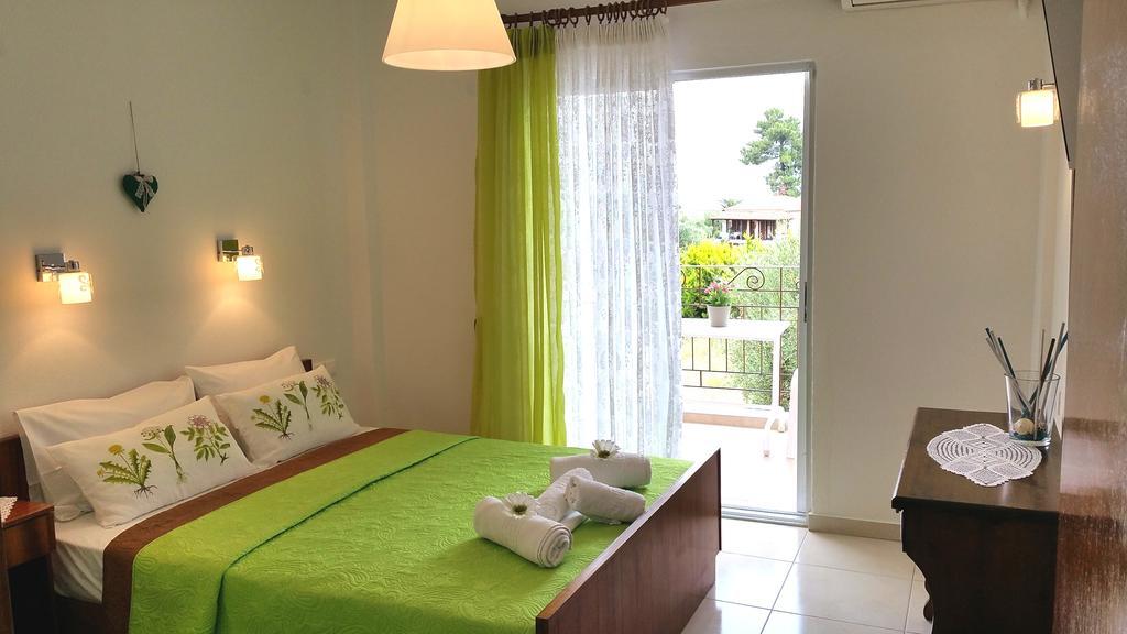 Kastoria Hotel Apartments Chaniotis Dış mekan fotoğraf