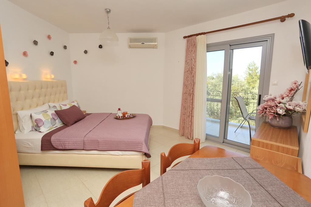 Kastoria Hotel Apartments Chaniotis Dış mekan fotoğraf