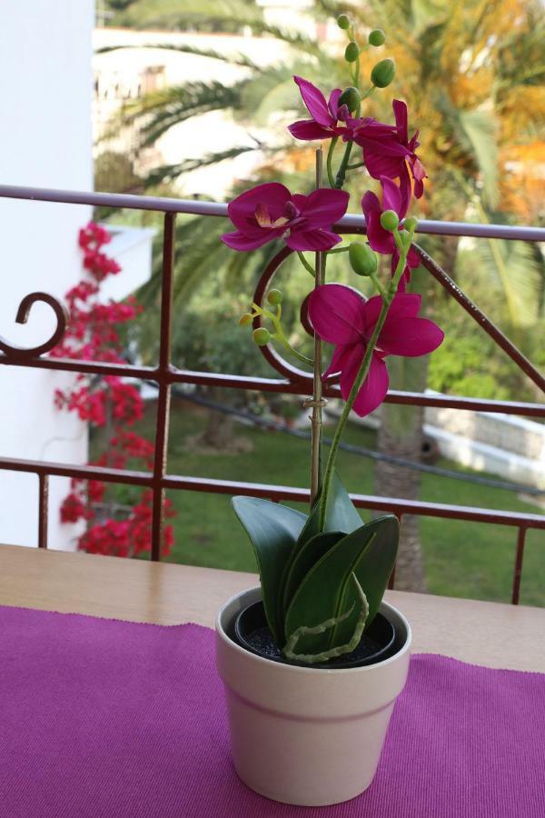 Kastoria Hotel Apartments Chaniotis Dış mekan fotoğraf